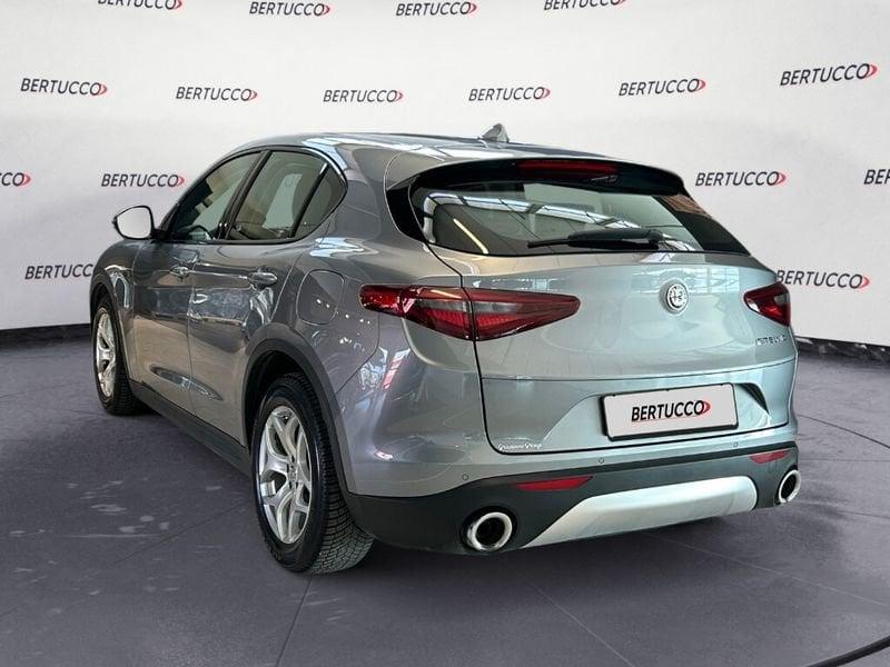 Alfa Romeo Stelvio 2.2 Turbodiesel 160 CV AT8 RWD Business