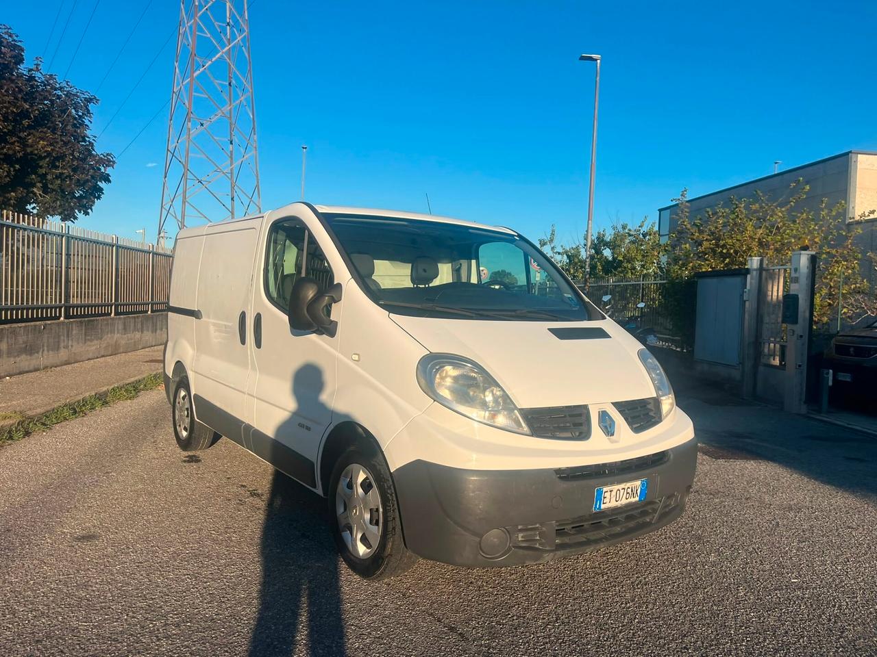 Renault trafic 2.0 dci