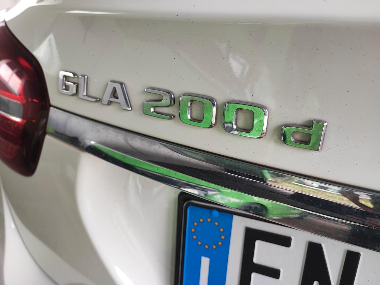 Mercedes-benz GLA 200 d Automatic 4Matic Premium