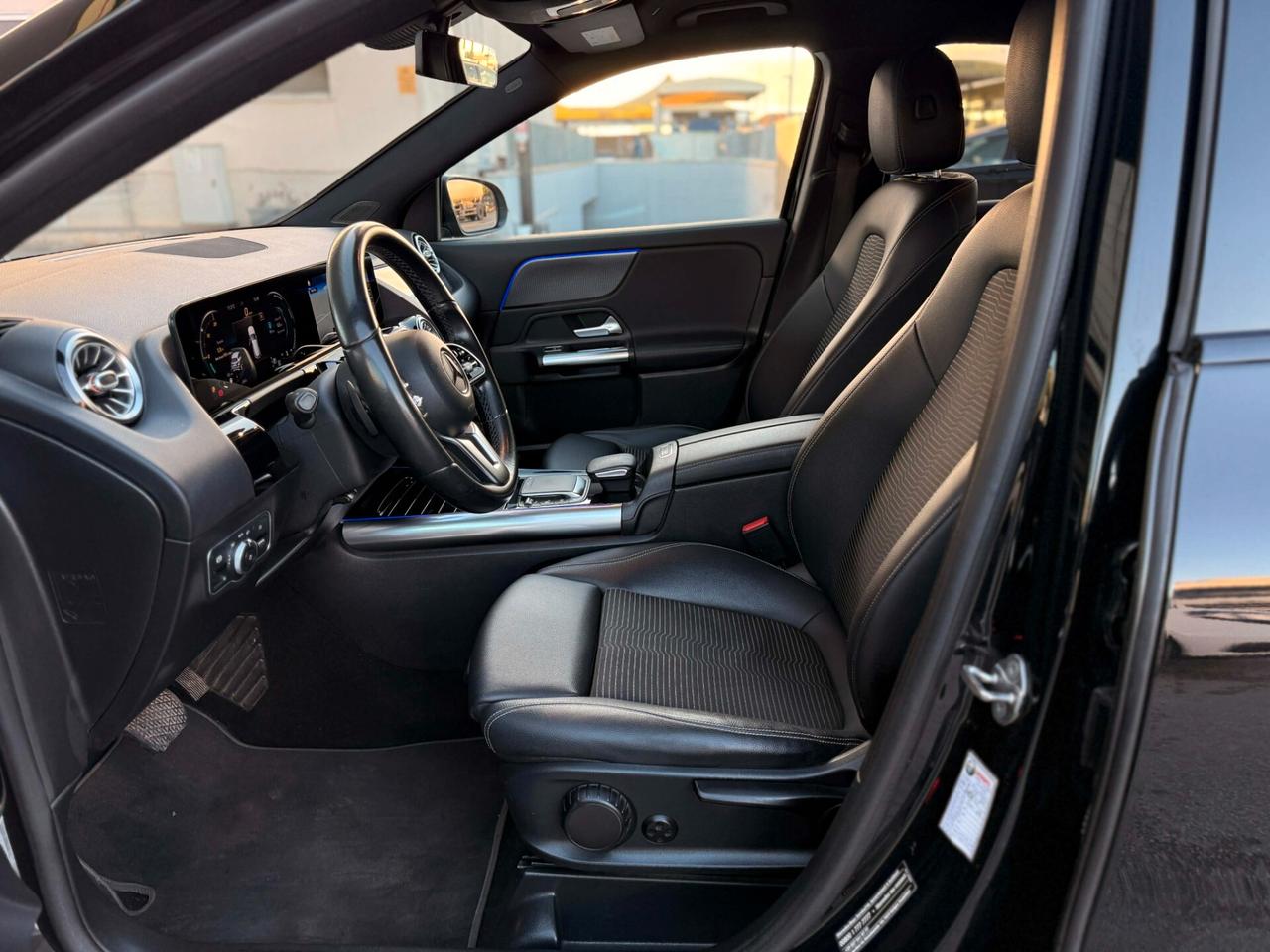 Mercedes-benz GLA 200 d Automatic Sport Plus TOTAL BLACK