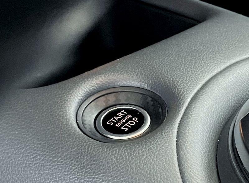 Nissan Juke 1.0 DIG-T 114 CV N-Connecta