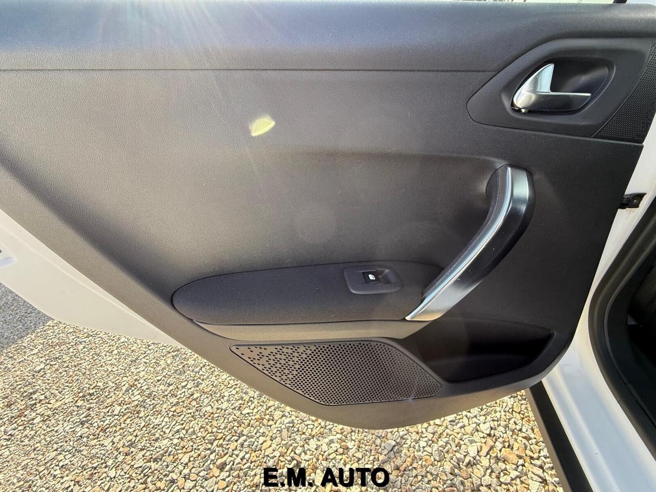 Peugeot 2008 1.6 e-HDi 92 CV Stop&Start Urban Cros