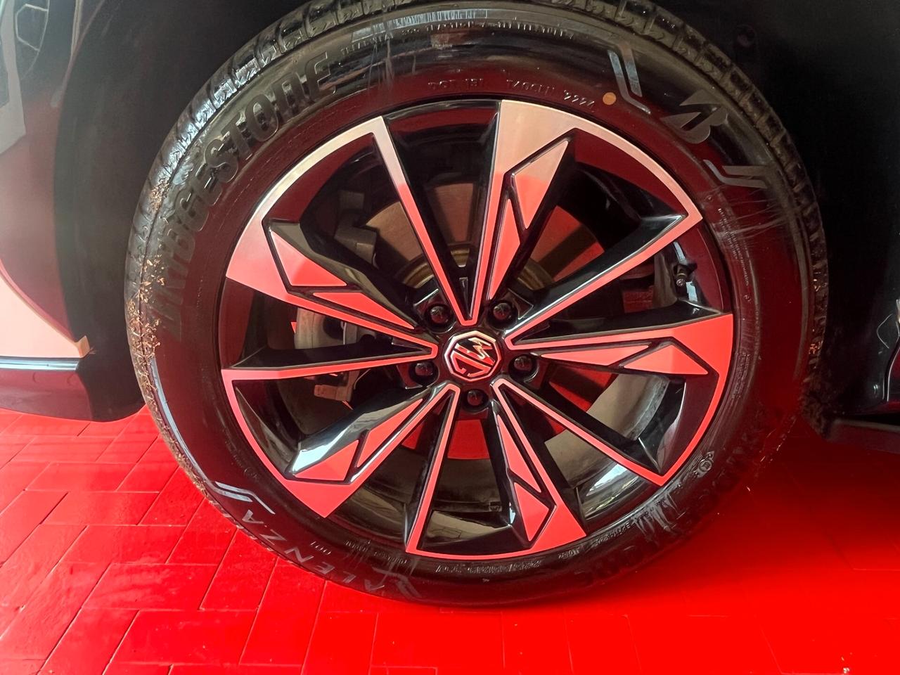 HS PHEV LUXURY IBRIDA ELETTERICA BENZINA