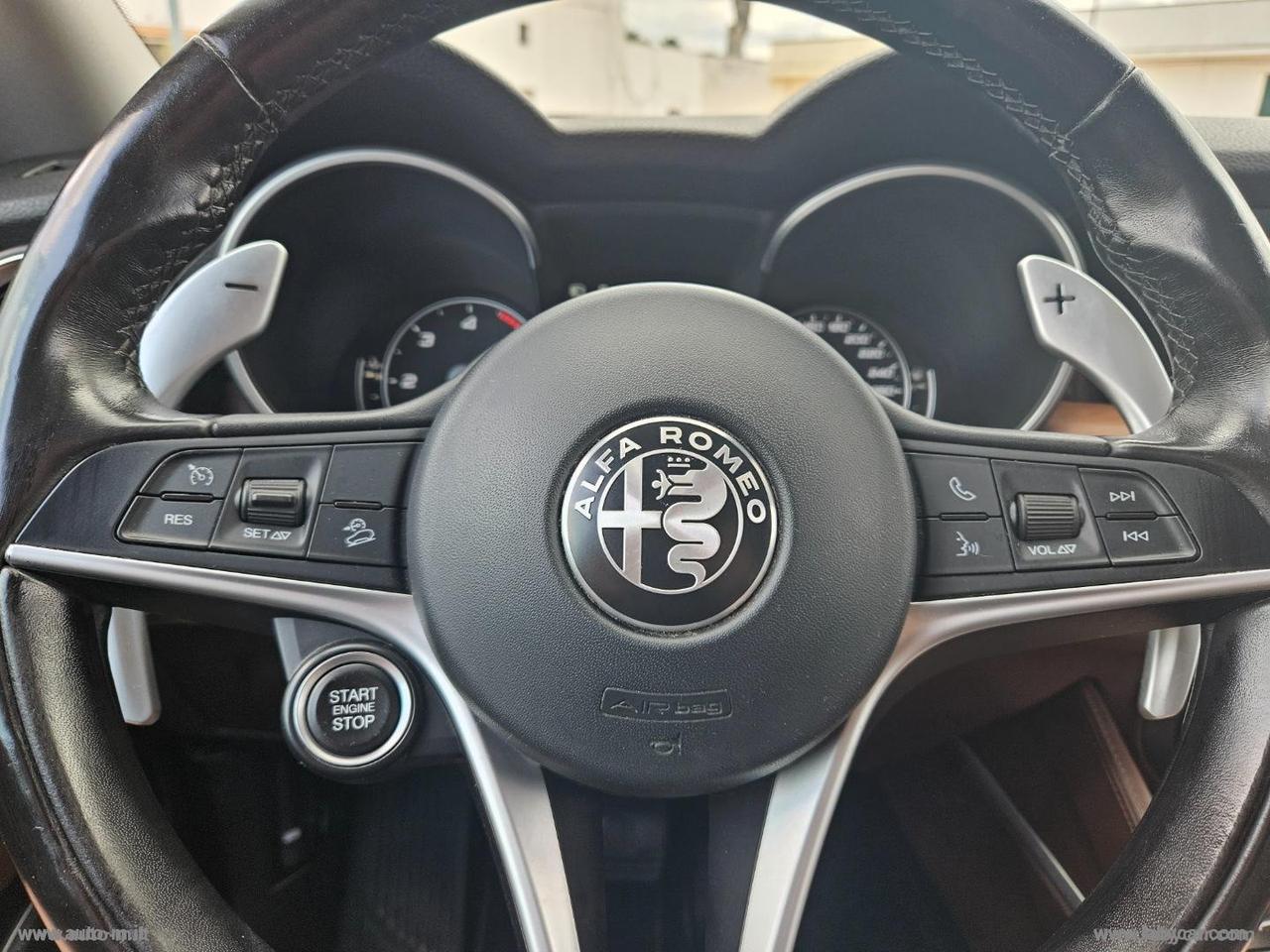 ALFA ROMEO Stelvio 2.2 T.diesel 210 CV AT8 Q4 Exec.