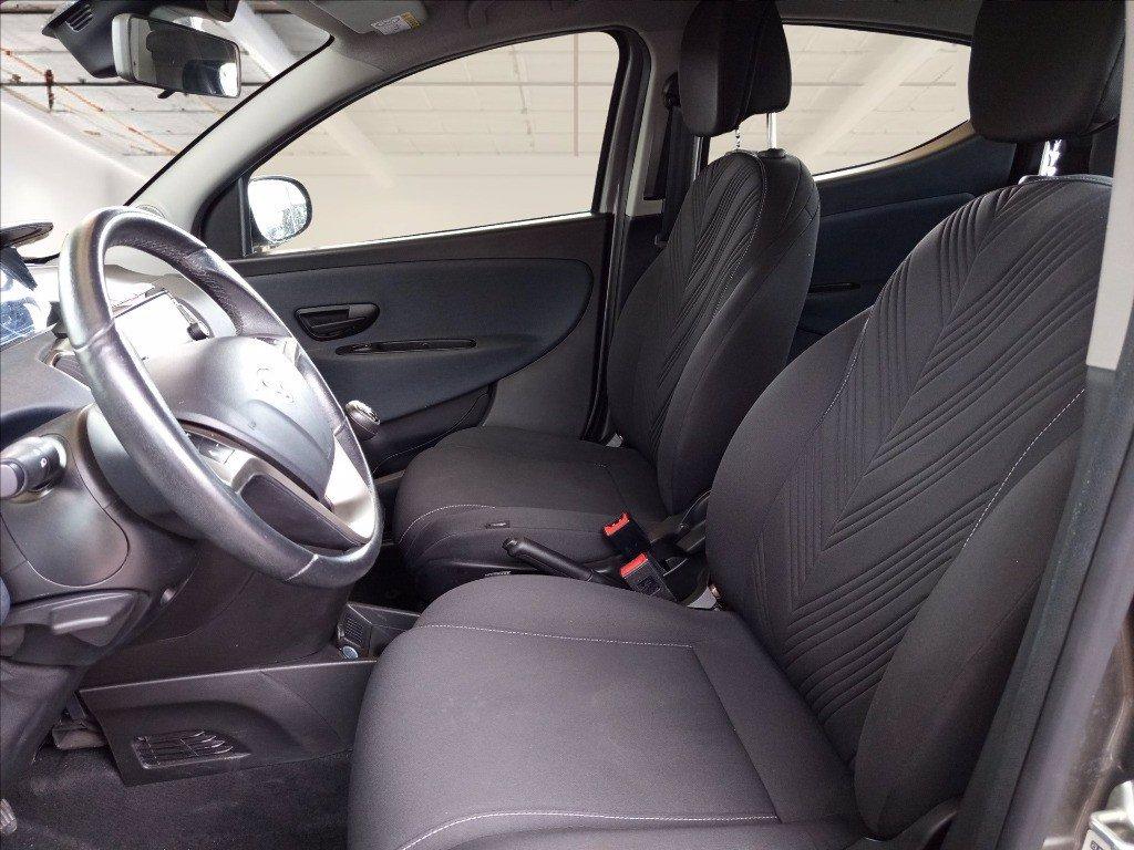 LANCIA Ypsilon 1.0 firefly hybrid Gold s&s 70cv 5p.ti del 2023