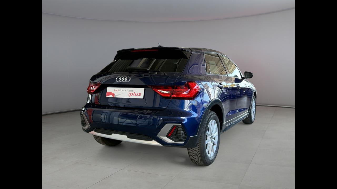 AUDI A1 II 2022 allstreet - A1 allstreet 30 1.0 tfsi Business 110cv s tronic