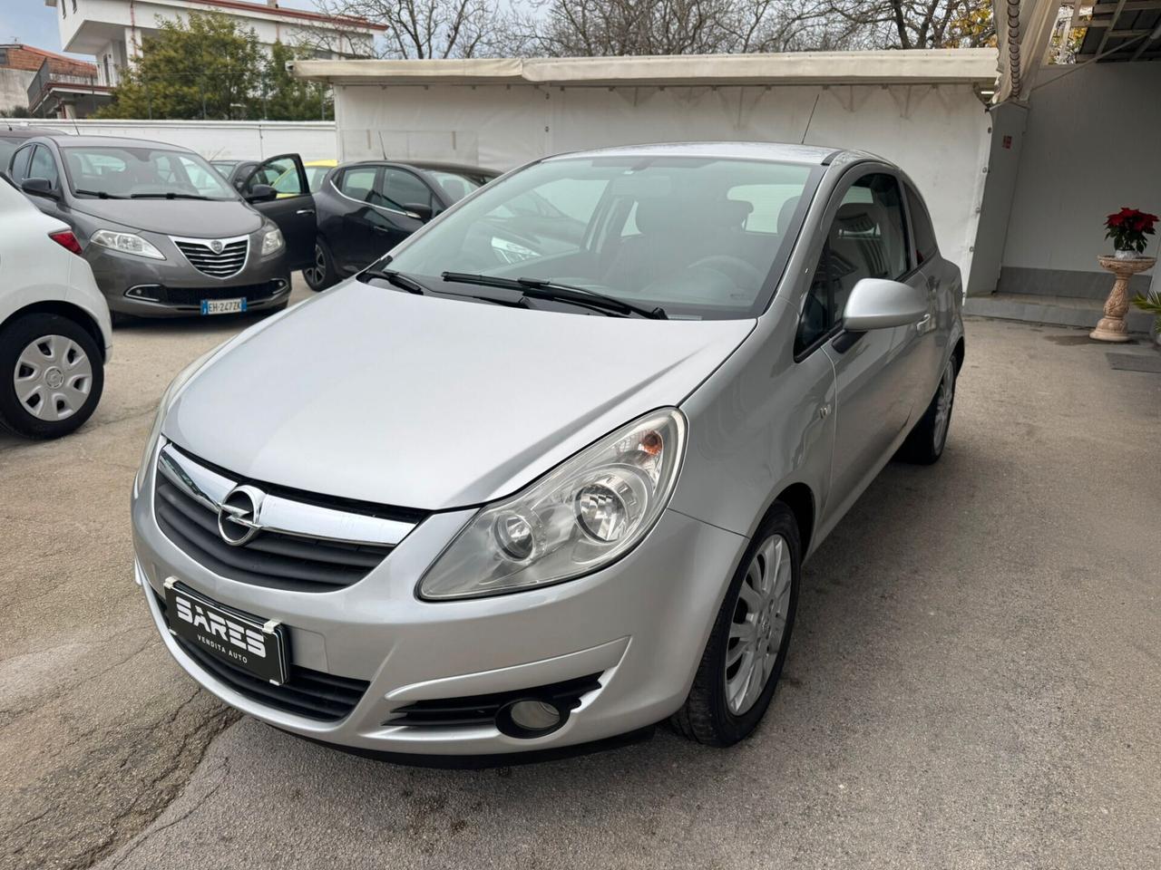 Opel Corsa 1.2 3 porte Enjoy GPL