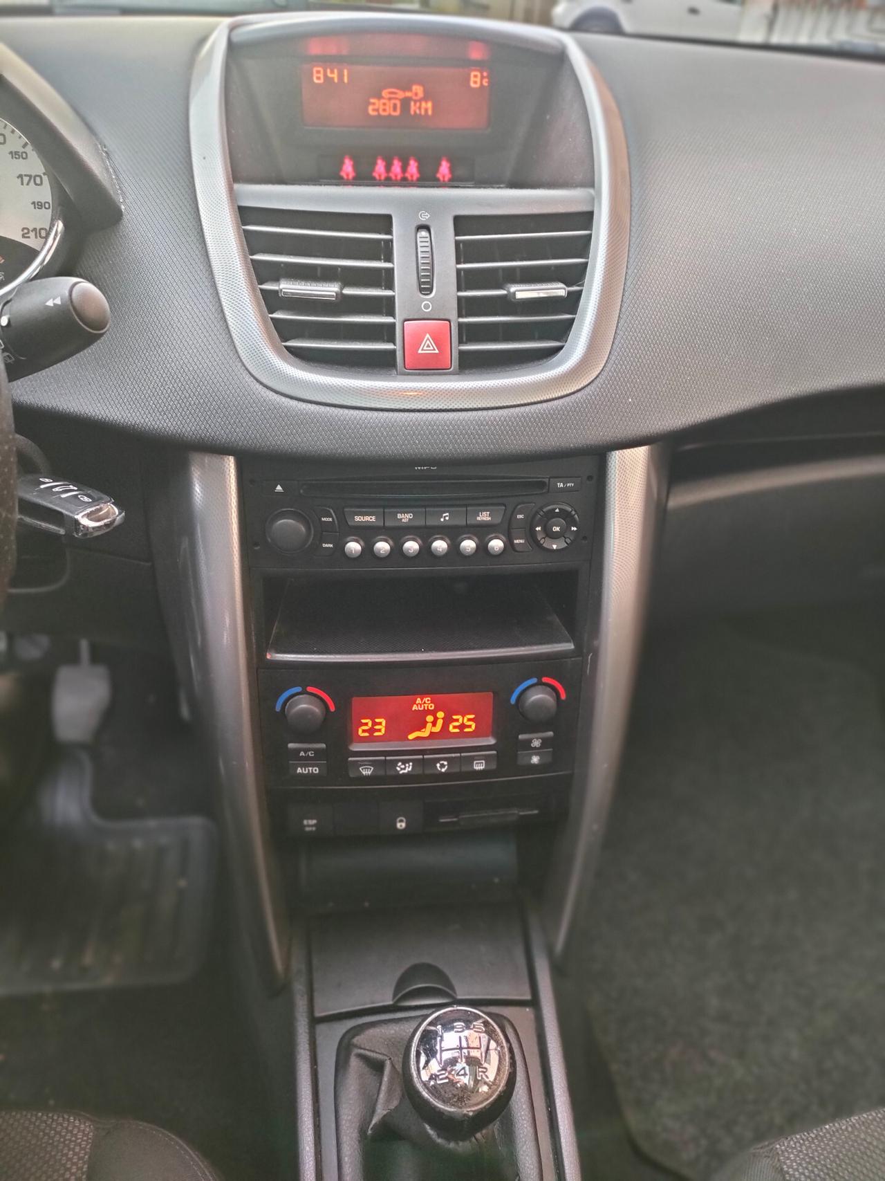 Peugeot 207 1.6 HDi 90CV FAP SW XS Ciel