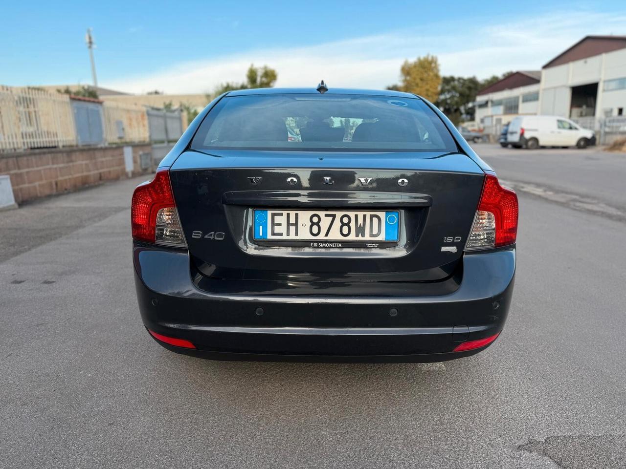 Volvo S40 D3 R-design