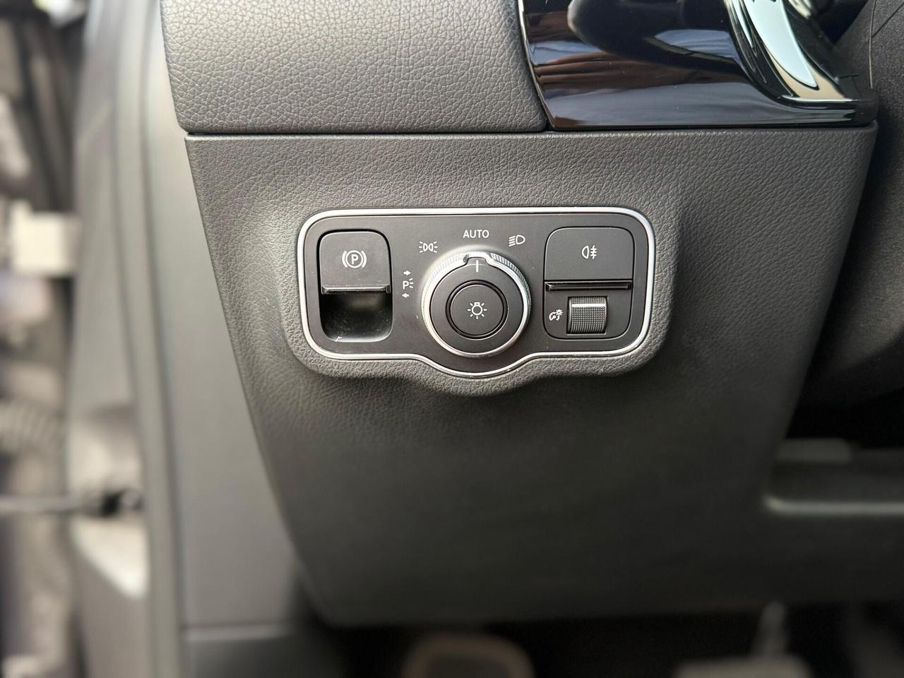 Mercedes-benz B 180 d Automatic Sport