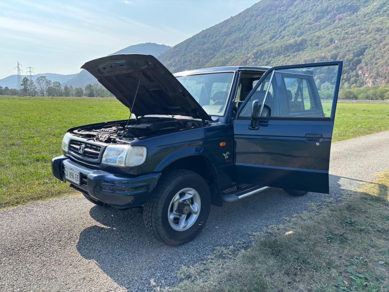 Hyundai Galloper 2.5TDI 3 porte POCHISSMI KM PARI AL NUOVO