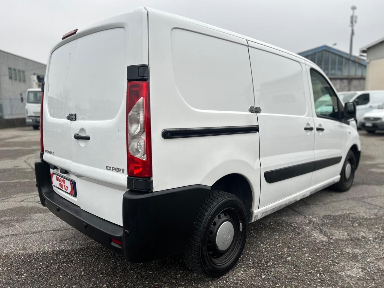 Peugeot Expert 2.0 HDi 120CV