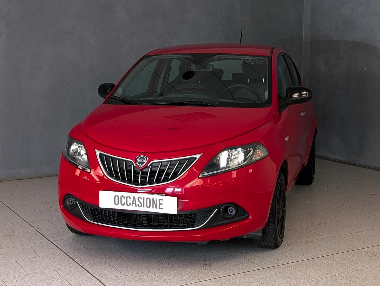 Lancia Ypsilon 1.0 Hybrid 70cv Silver