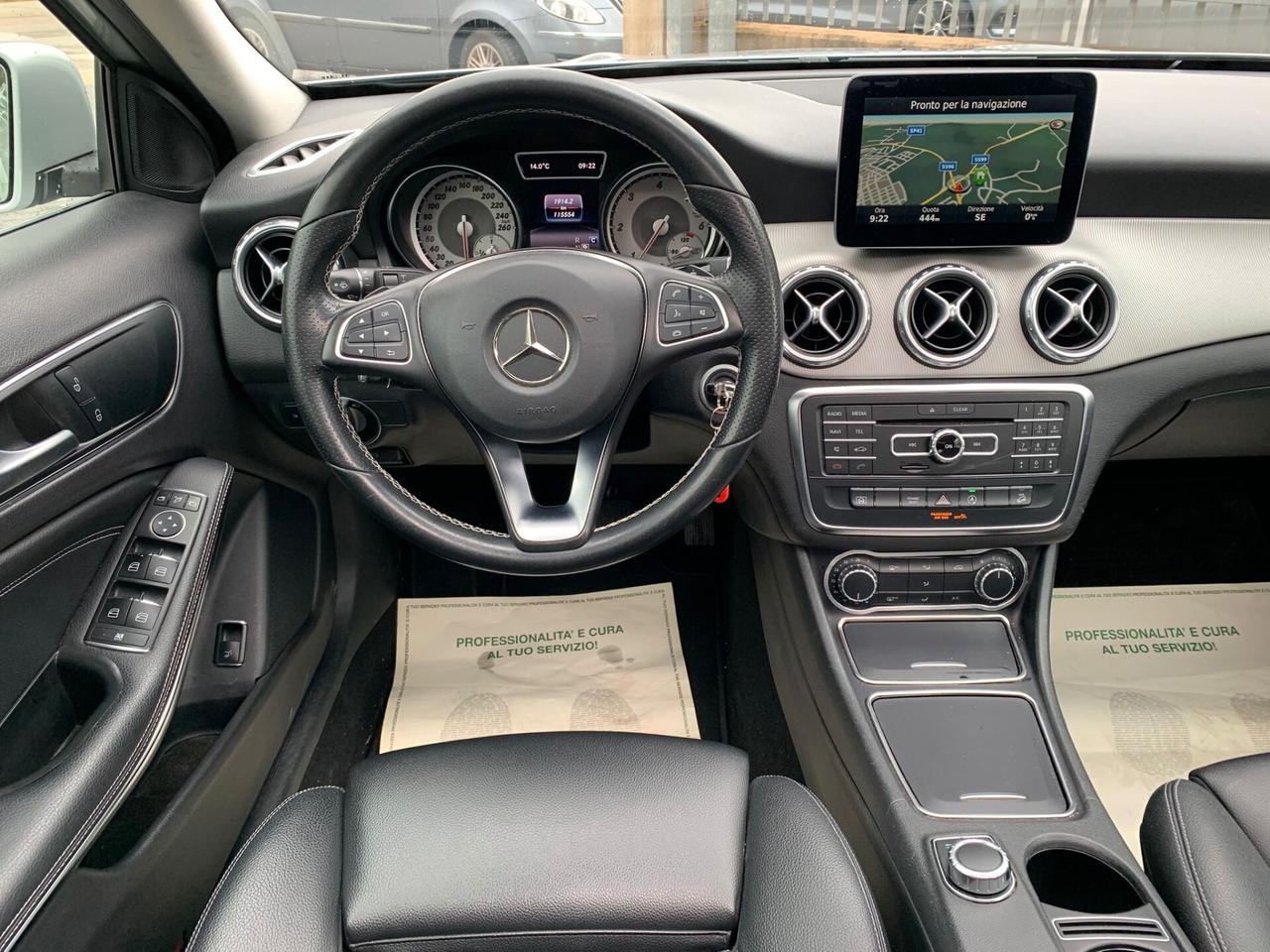 Mercedes-benz GLA 200d 4Matic Premium - !! TETTO !!