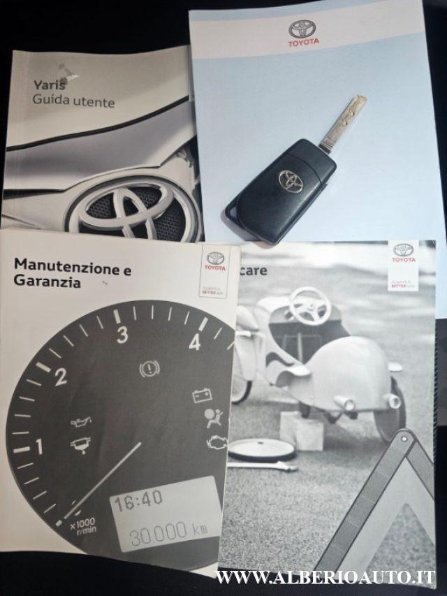 TOYOTA Yaris 1.0 5 porte Lounge
