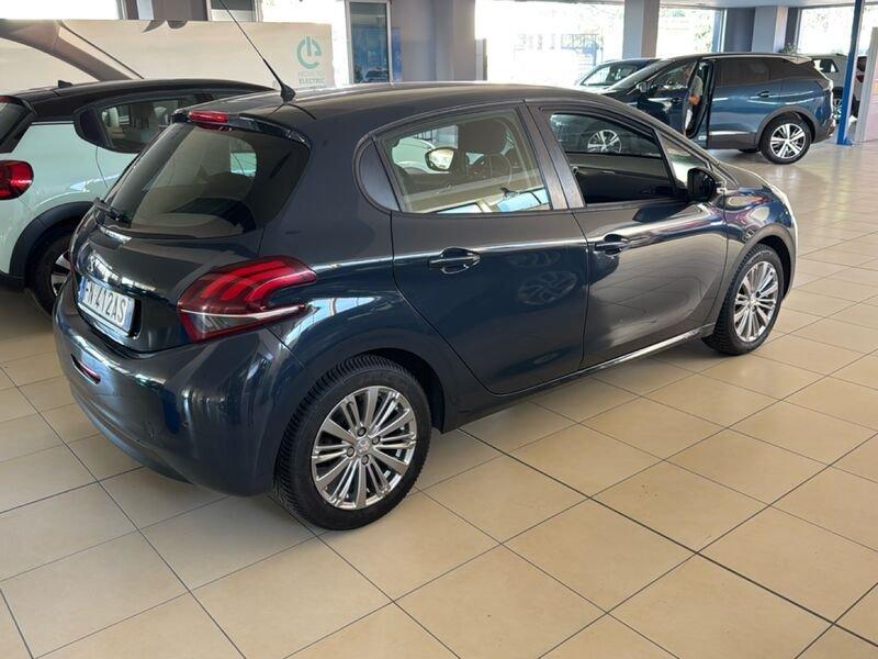 Peugeot 208 Active PureTech 82cv Cinghia Distribuzione OK