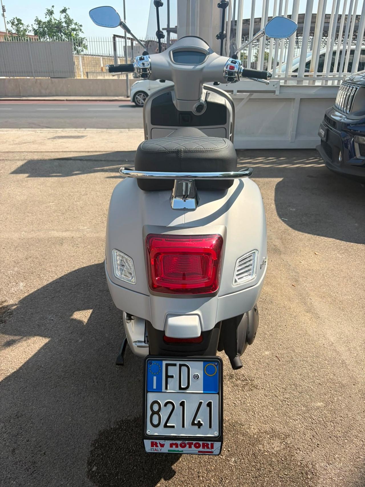 Piaggio Vespa 300 GTS SUPERTECH