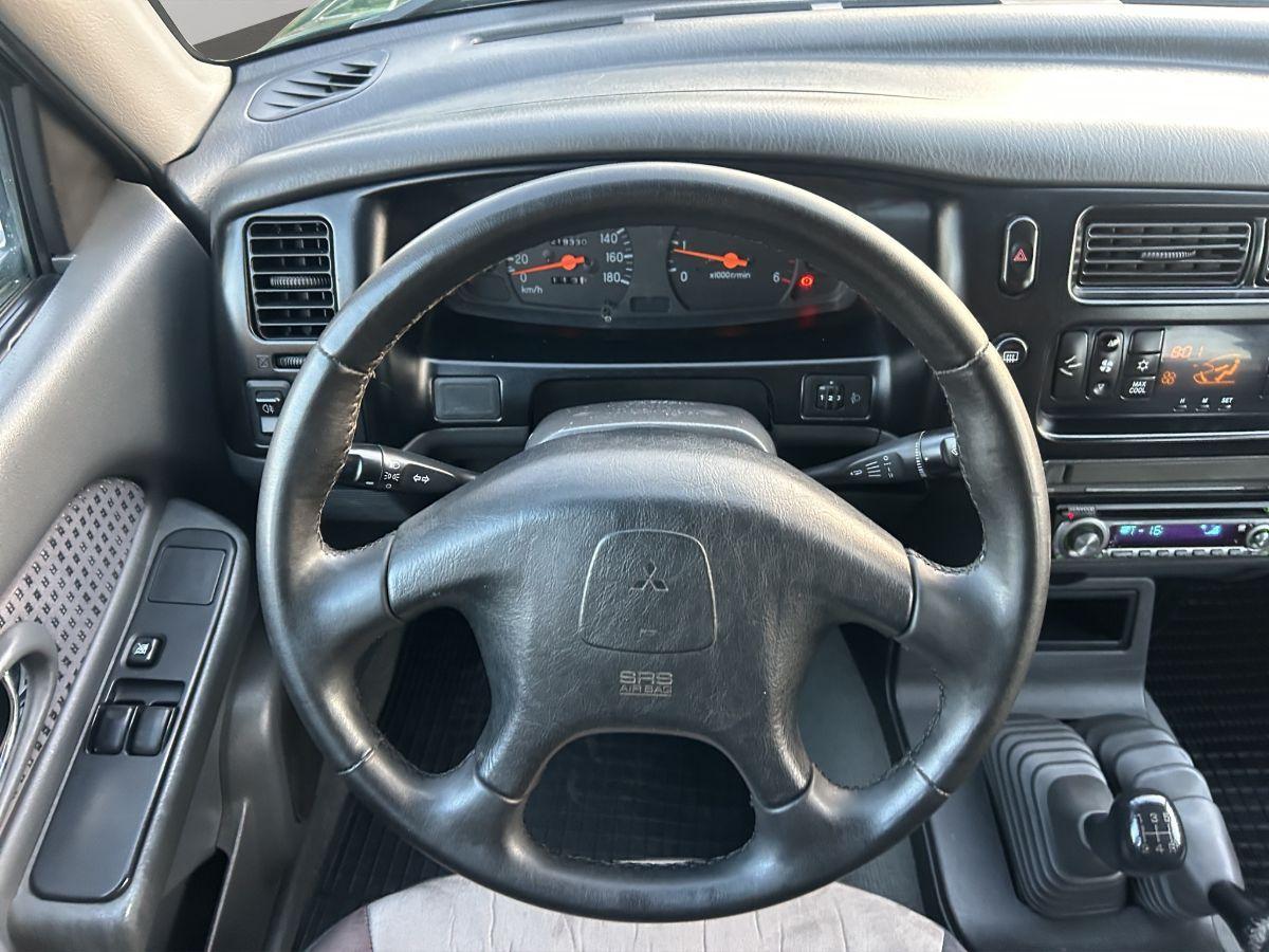 MITSUBISHI - L200 - d.cab 2.5 tdi Intense 4wd 115cv