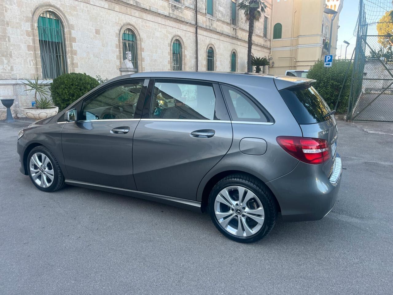 Mercedes-benz B 1.6 Cdi Automatic Executive 2019