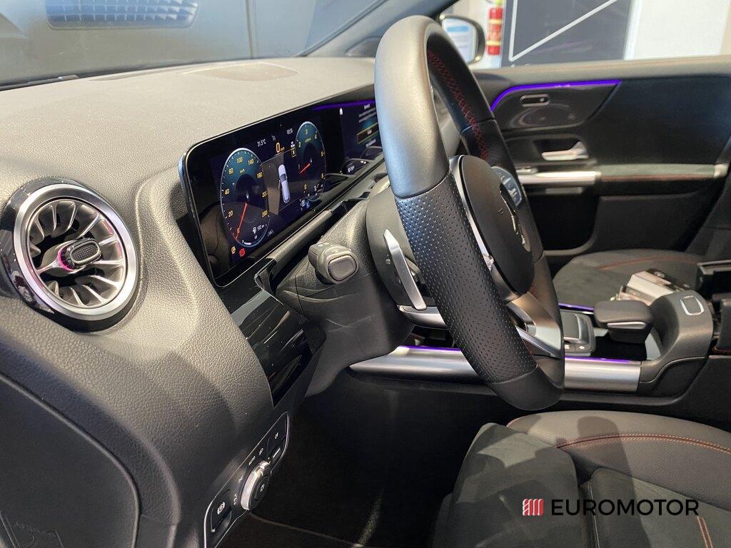 Mercedes GLA 180 180 D Sport Plus 8G-DCT