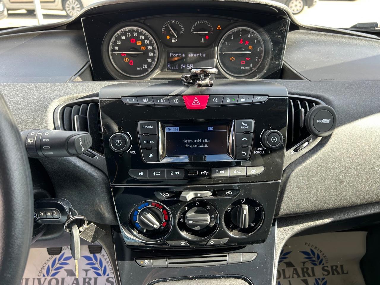 Lancia Ypsilon 1.2 GPL DI SERIE Neopatentati