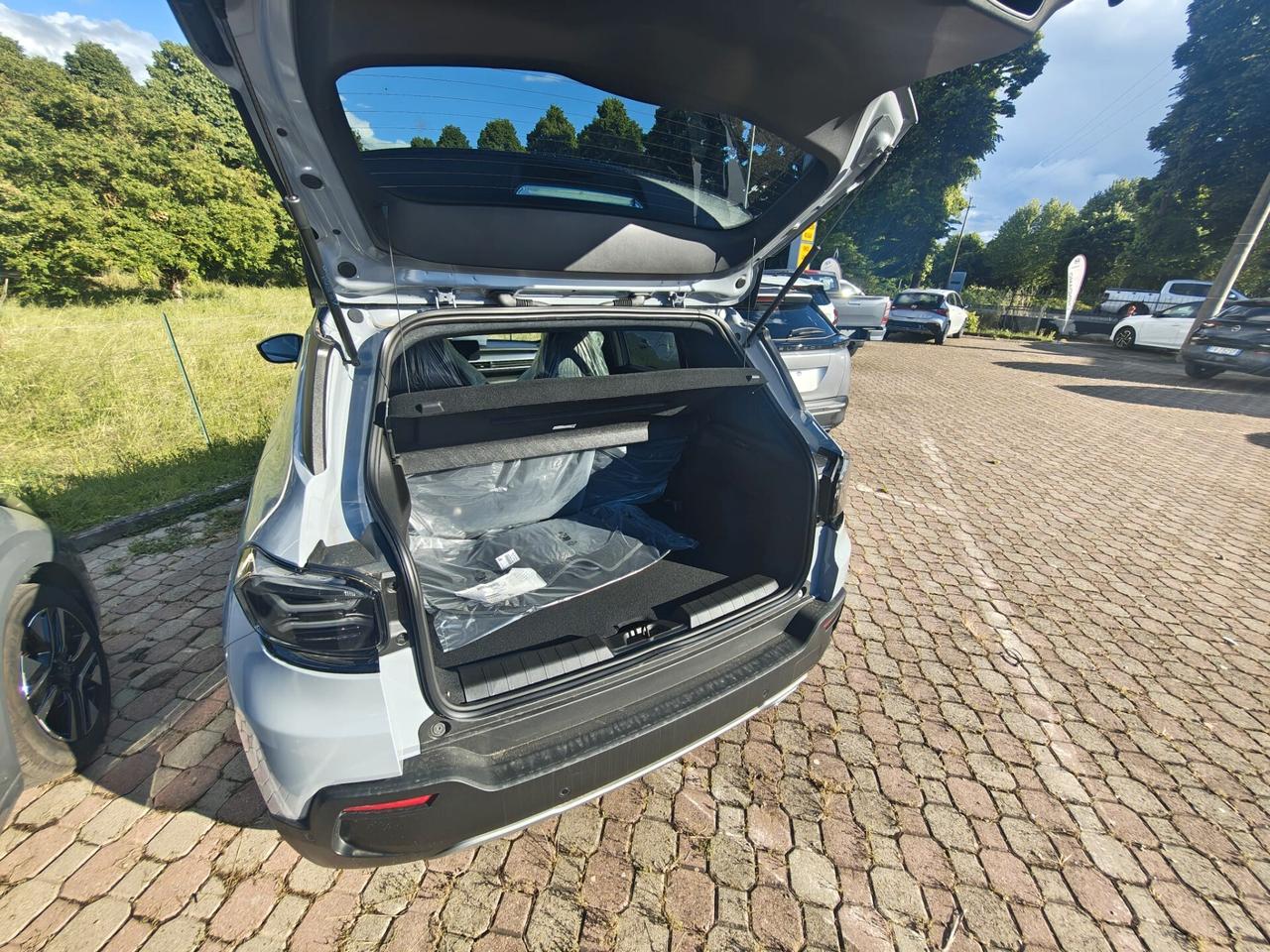 Jeep Avenger 1.2 Turbo 110 CV MHEV Summit