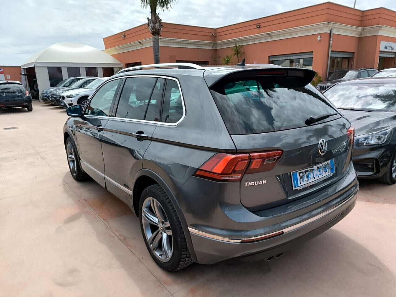 Volkswagen Tiguan 2.0 TDI SCR DSG Sport R-Line