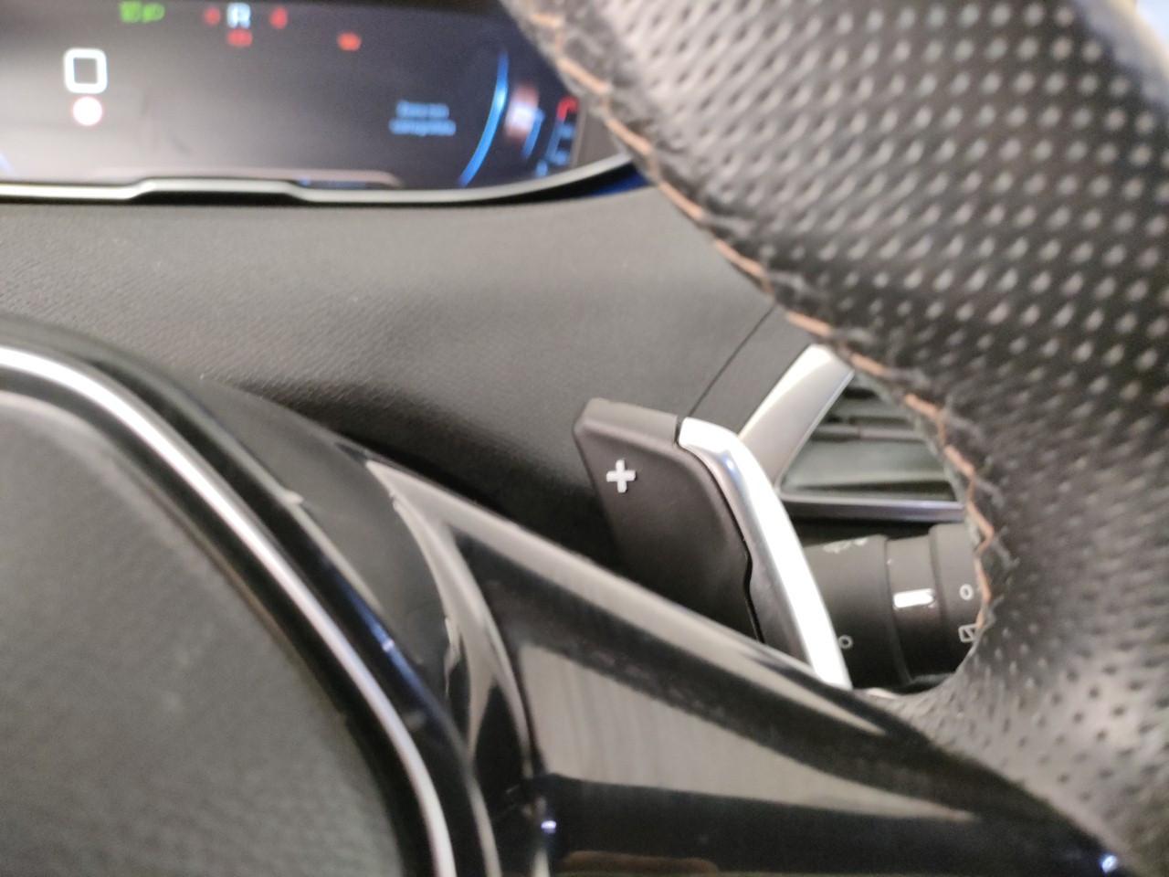 PEUGEOT 5008 1.5 bluehdi GT Line 130cv 7p.ti eat8