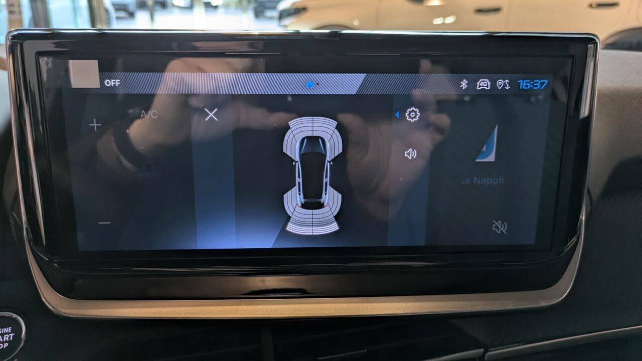 Peugeot 208 100 ALLURE