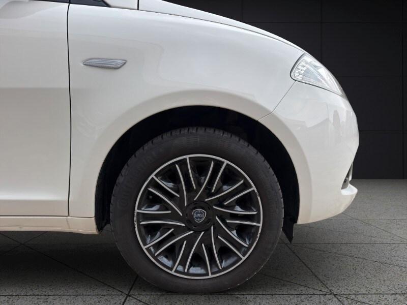 LANCIA Ypsilon 3ª serie Ypsilon 1.2 69 CV 5 po...