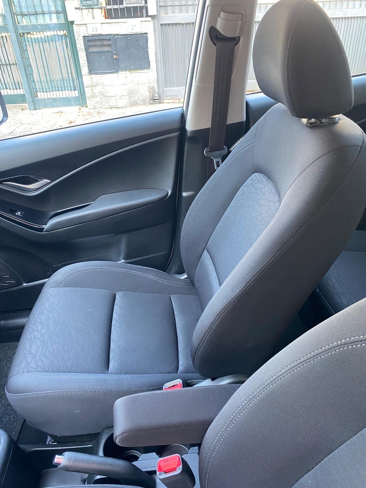Hyundai iX20 1.4 CRDI Fine 2017 Full Navi Led