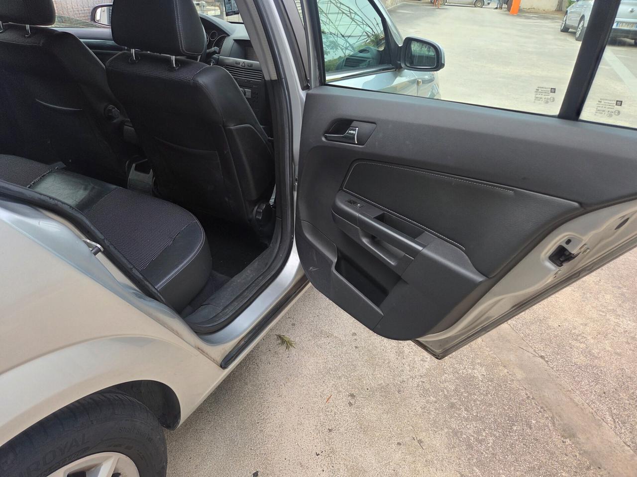 Opel Astra 1.7 CDTI 101CV 5 porte Cosmo