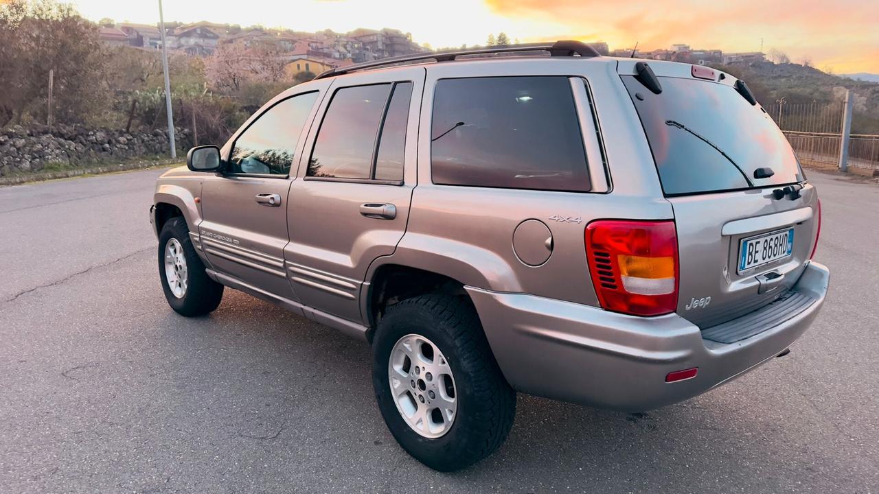 Jeep Grand Cherokee 4.7 V8 cat
