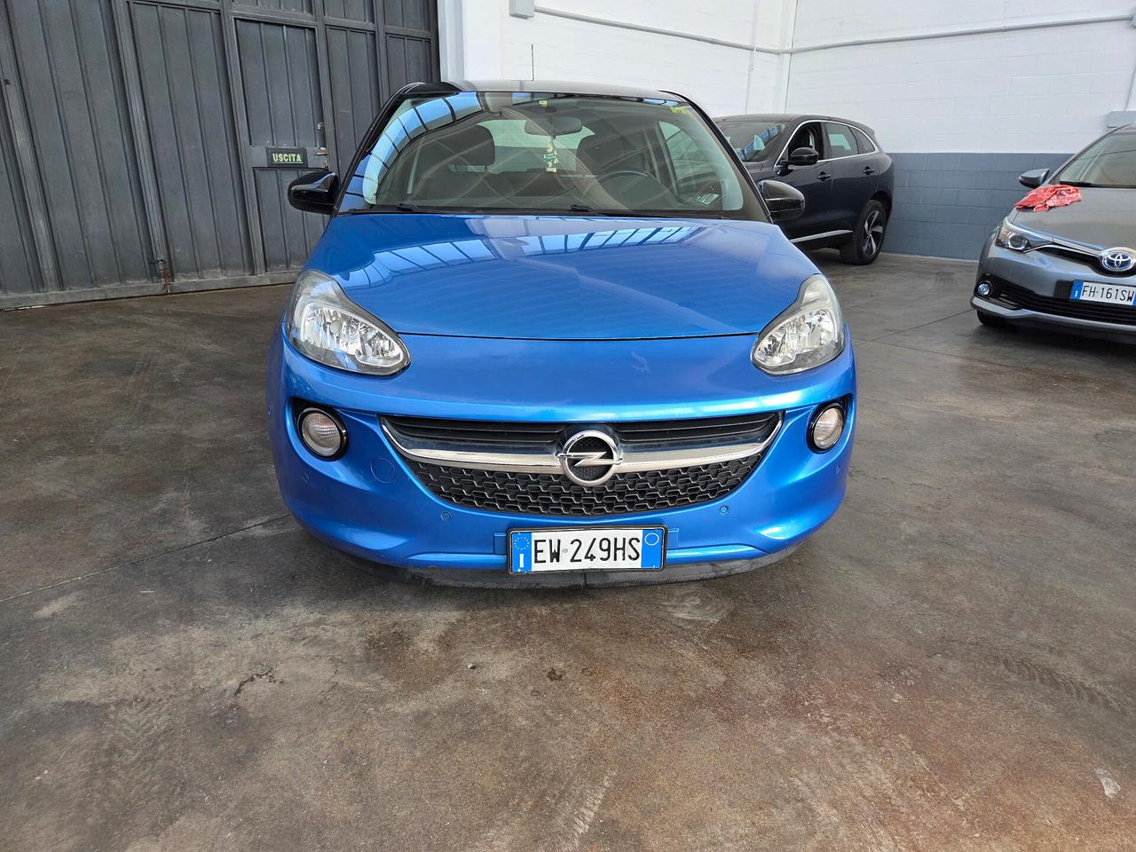 Opel Adam 1.2 70 CV
