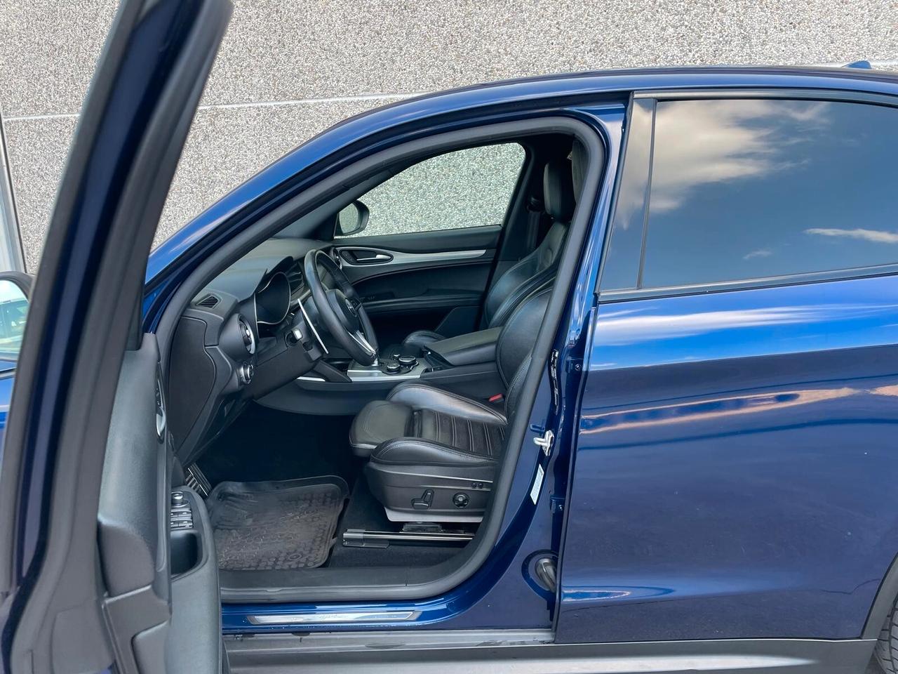 Alfa Romeo Stelvio 2.2 Turbodiesel 210 CV AT8 Q4 Executive