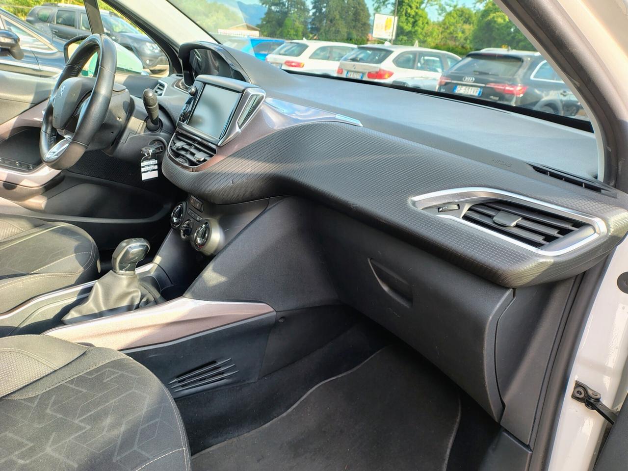 Peugeot 2008 1.2 VTi 82CV Allure