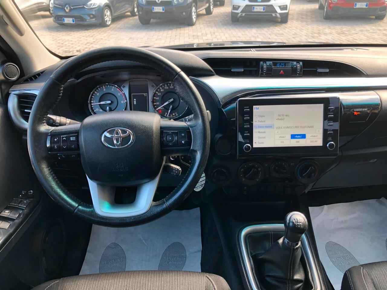Toyota Hilux 2.4 D-4D 4WD Lounge 2022