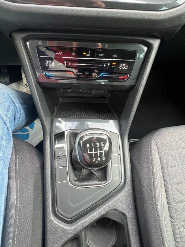 VOLKSWAGEN Tiguan 2.0 TDI SCR Life 1 PROPRIETARIO KM TAGLIANDATI