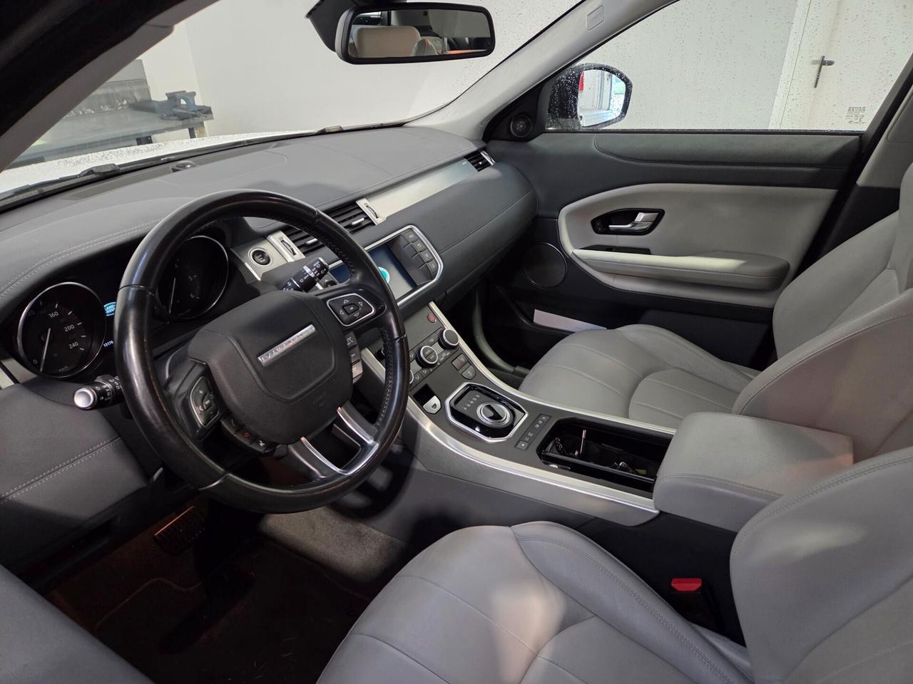 Land Rover Range Evoque Gancio Traino - 2018 IN ARRIVO