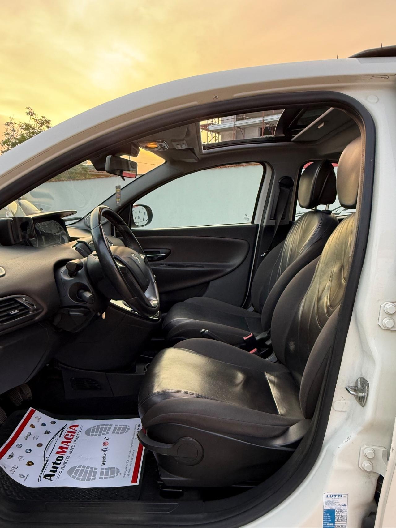 Lancia Ypsilon 1.3 MJT 16V 95 CV 5 porte S&S Platinum