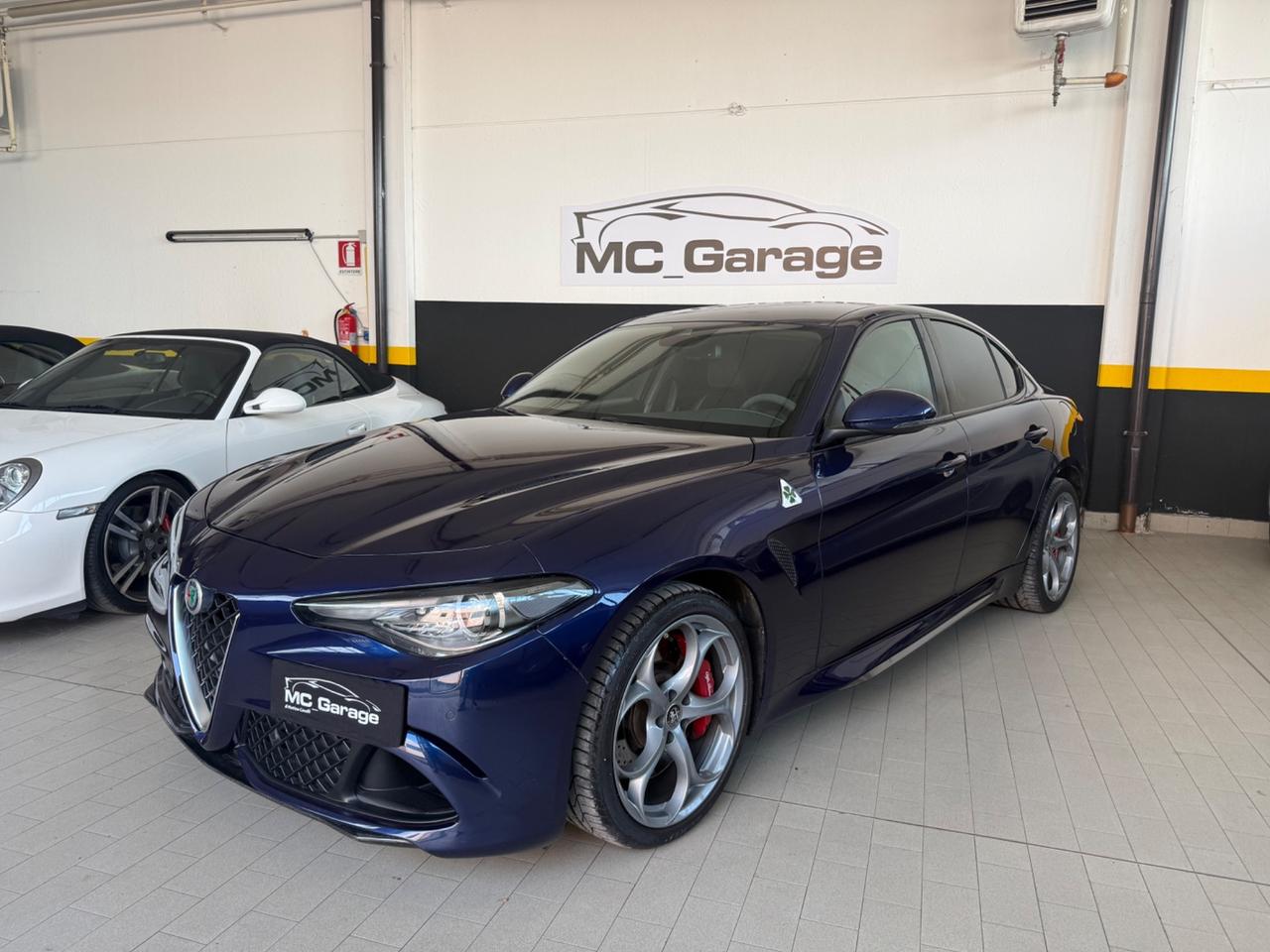 Alfa Romeo Giulia 2.9 V6 Bi-Turbo AT8 Quadrifoglio