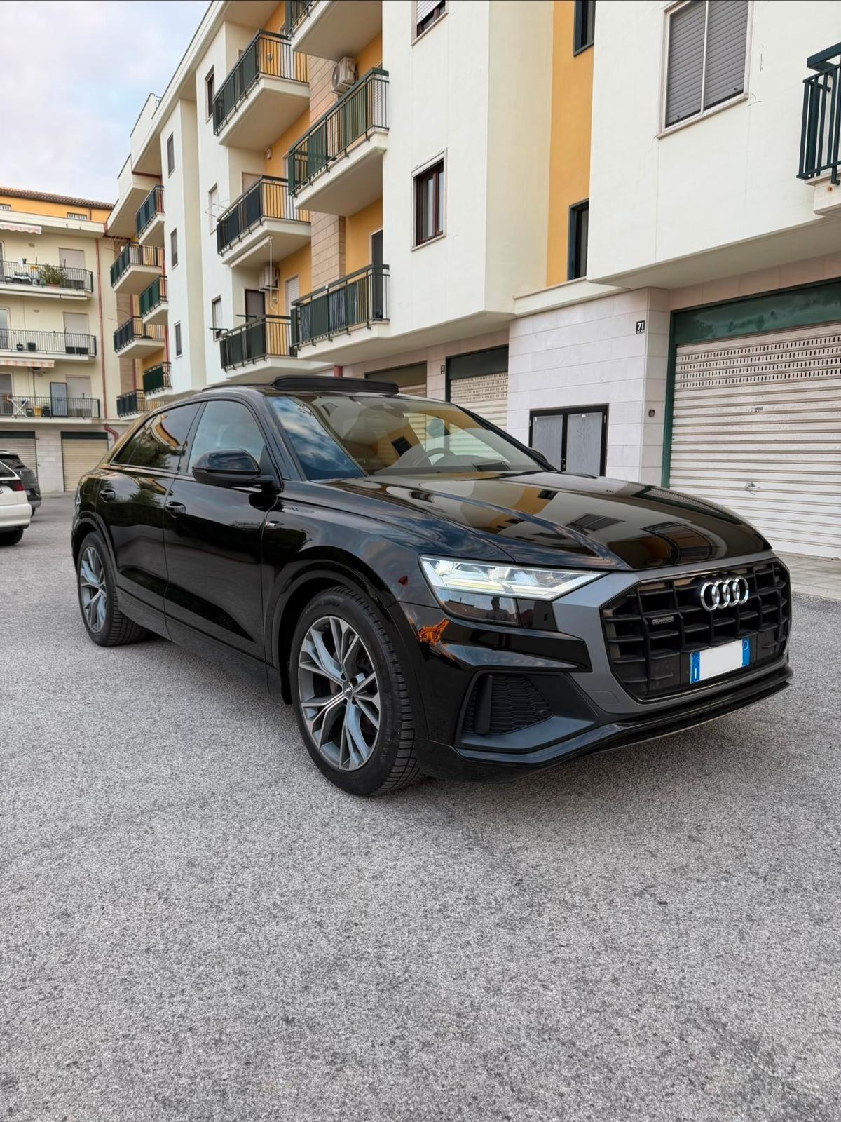 Audi Q8 50 TDI 286 CV quattro tiptronic Sport