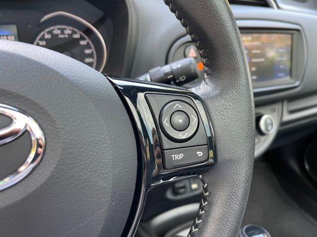 TOYOTA Yaris 1.5H 73CV STYLE AUTOMATICA TETTO PANORAMICO