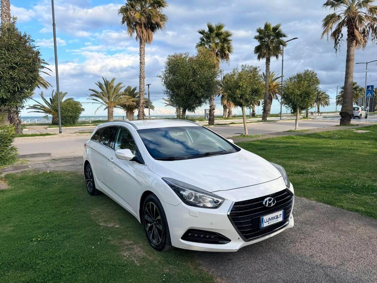 Hyundai i40 Wagon 1.7 CRDi 141 CV 7DCT Style