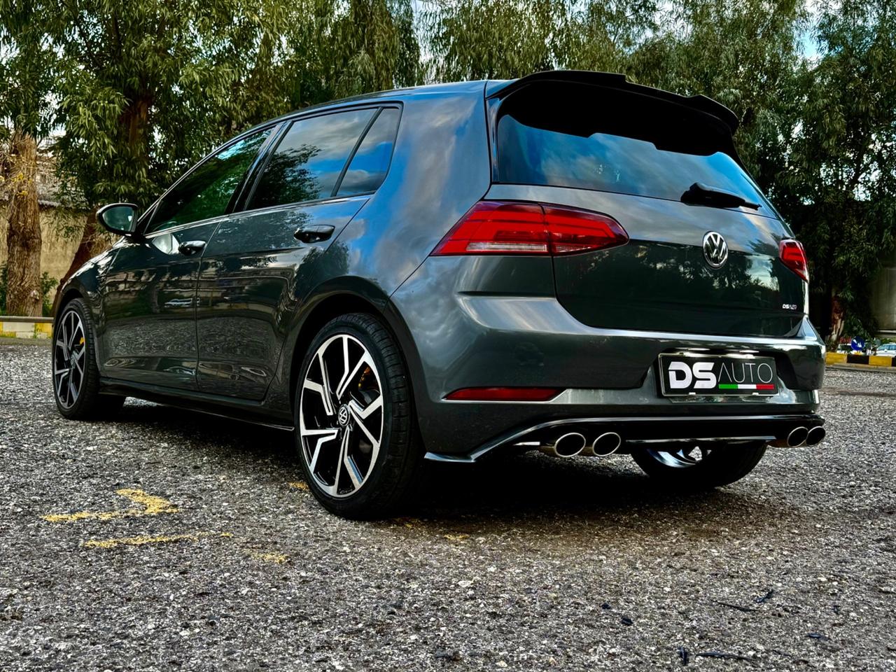 VOLKSWAGEN GOLF 1.6 TDI 115 CV DSG SPORT R LINE