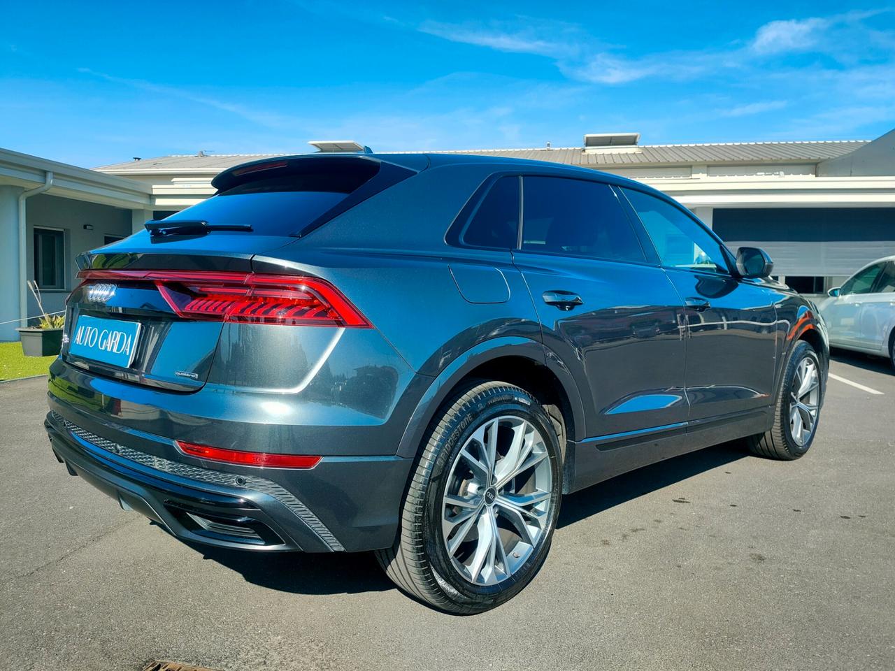 Audi Q8 45 TDI quattro tiptronic Sport S-LINE