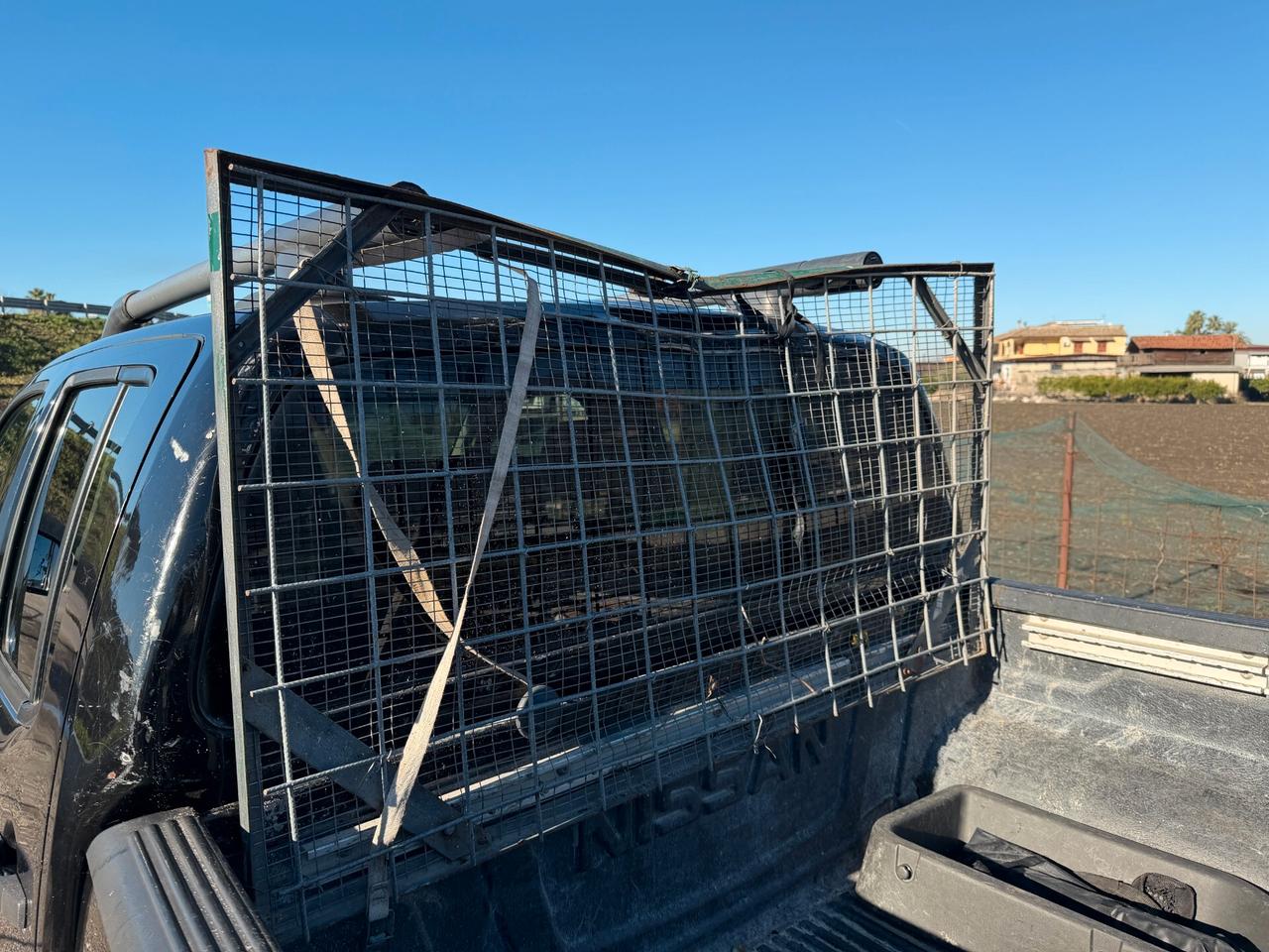 NISSAN NAVARA 4x4 ANNO 2012 2.5 DIESEL 190 CV