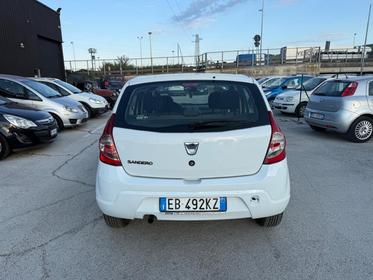 Dacia Sandero 1.2 16V GPL 75CV