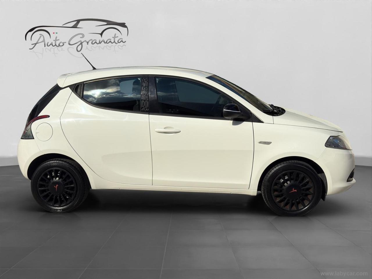 LANCIA Ypsilon 1.2 69 CV 5p. GPL Ecochic Ele. ELEFANTINO ROSA