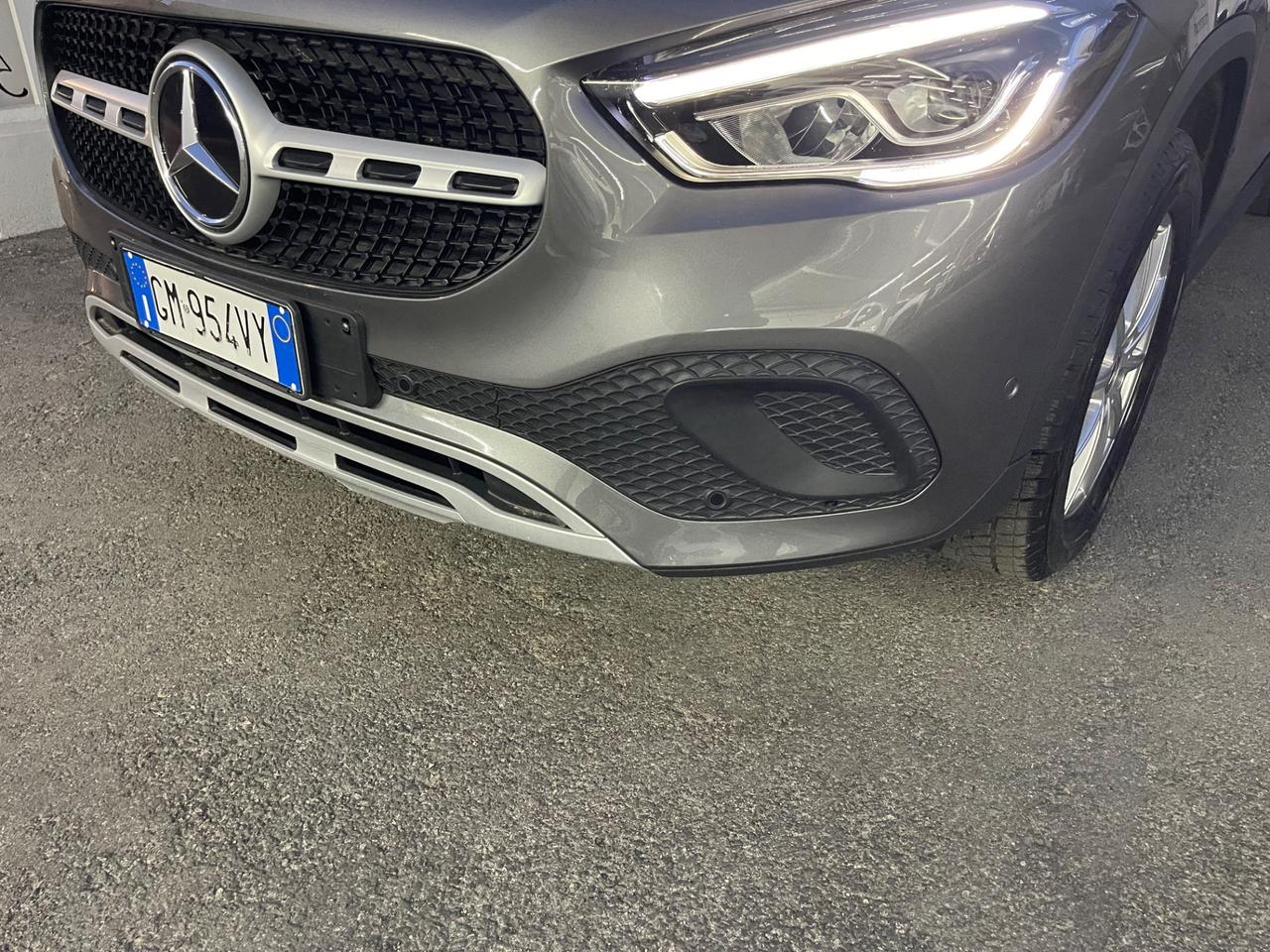 Mercedes-benz GLA 200 d Automatic Sport KM CERTIFICATI!!